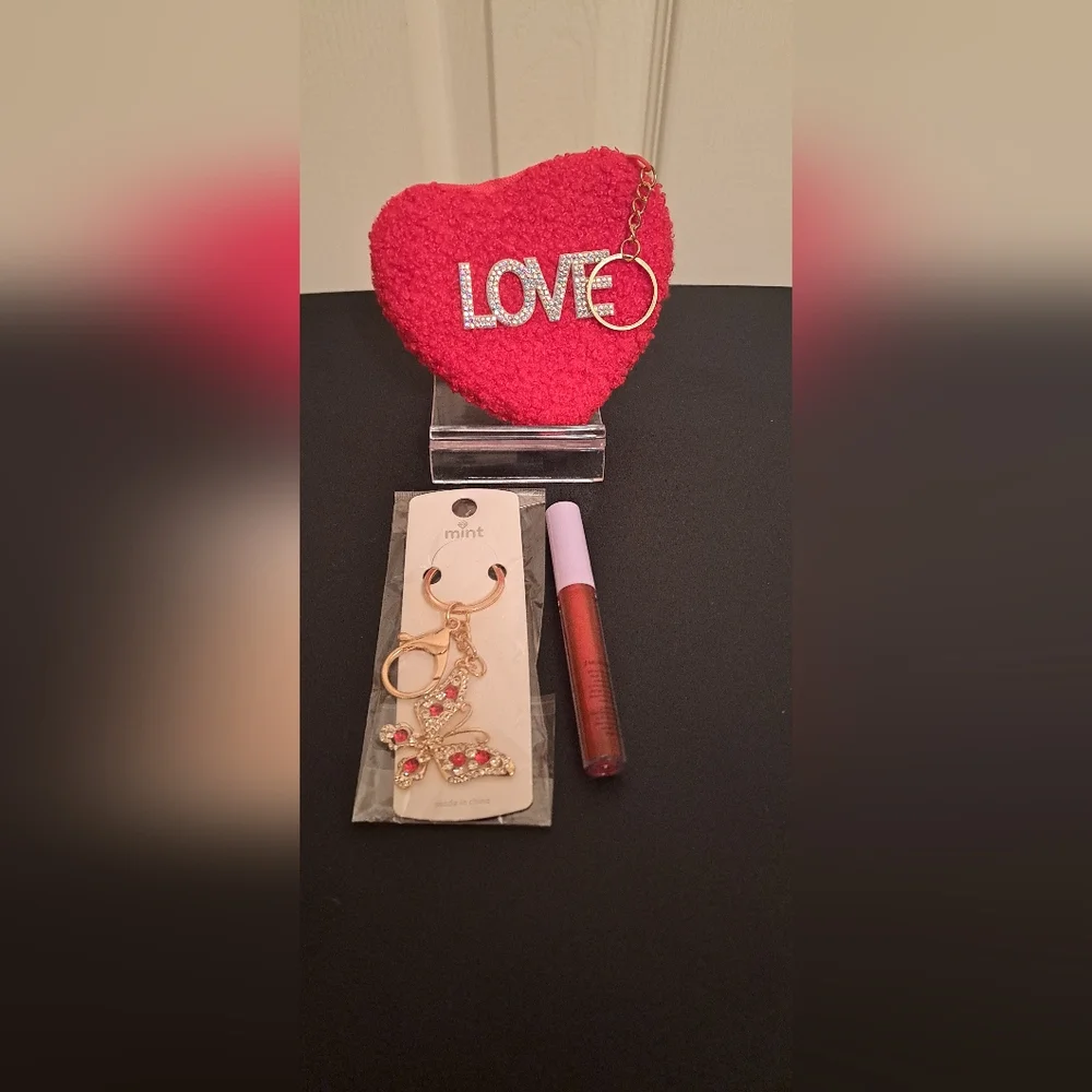 3 pc bundle, Love coin pouch key chain, butterfly key or bag charm, & lipoi, new - Picture 1 of 6